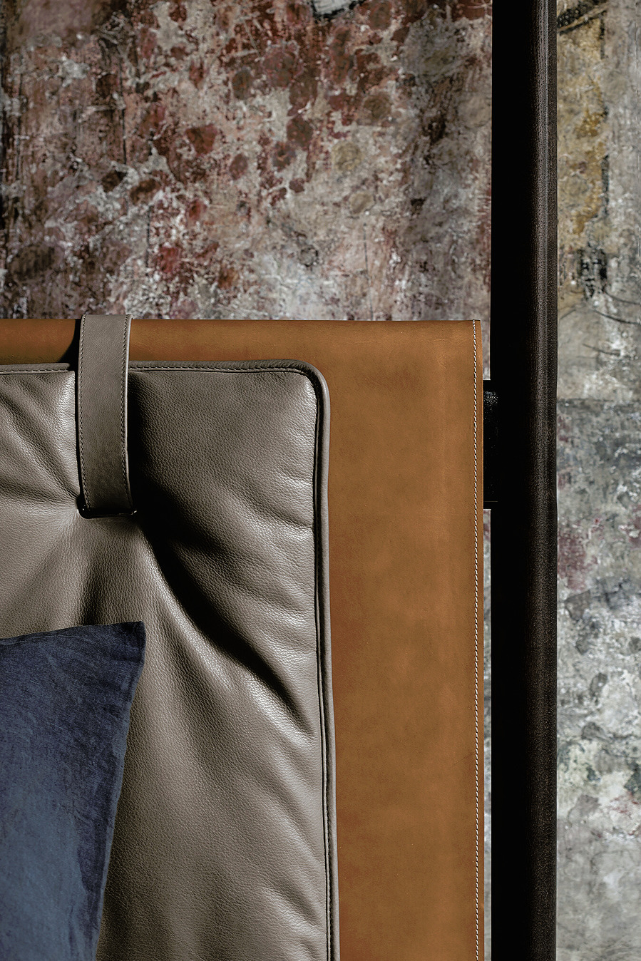 Volare Four-Poster Bed, view 6