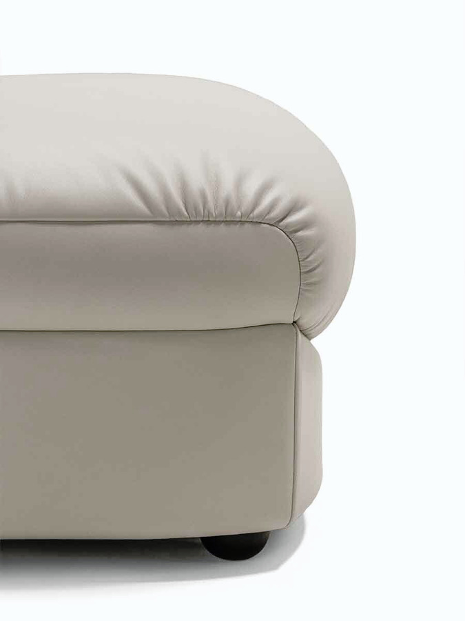 Parka Pouf, view 5