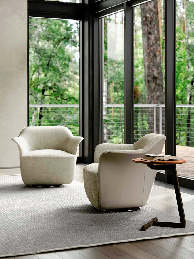 Aida Armchair, view 5