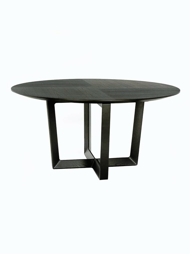 Bolero Round Table