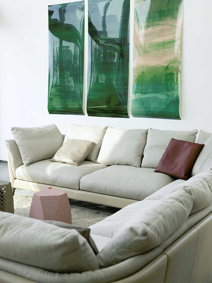 Bretagne Sofa, view 6