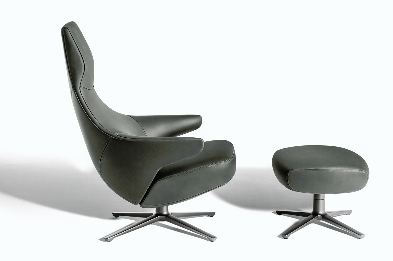 Jay Lounge Armchair by Poltrona Frau, view 4