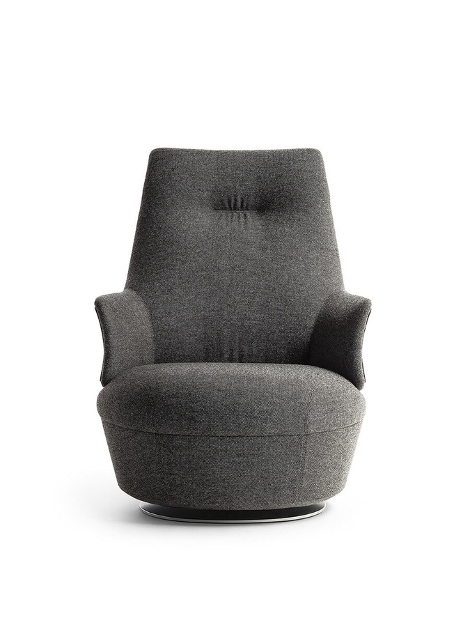 Assaya Armchair by Poltrona Frau, view 7