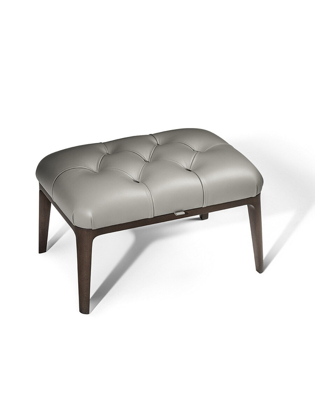 Glenn Sofa by Poltrona Frau