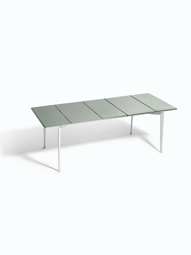 Solaria Outdoor Table
