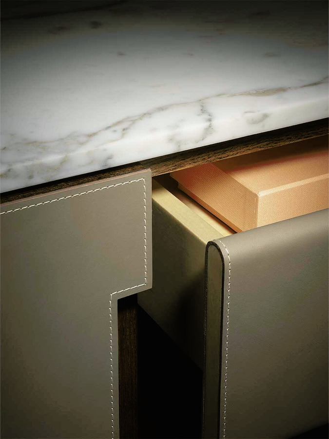 Fidelio Low Cabinet, view 9