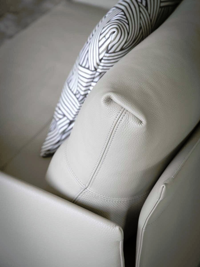 GranTorino Sofa by Poltrona Frau, view 10