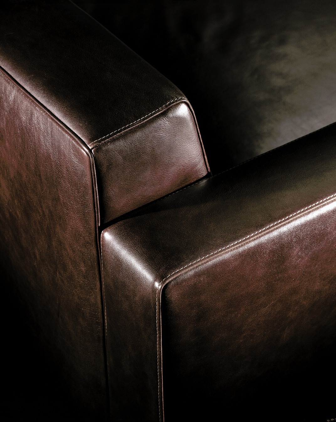 Linea A Sofa and Armchair, view 9