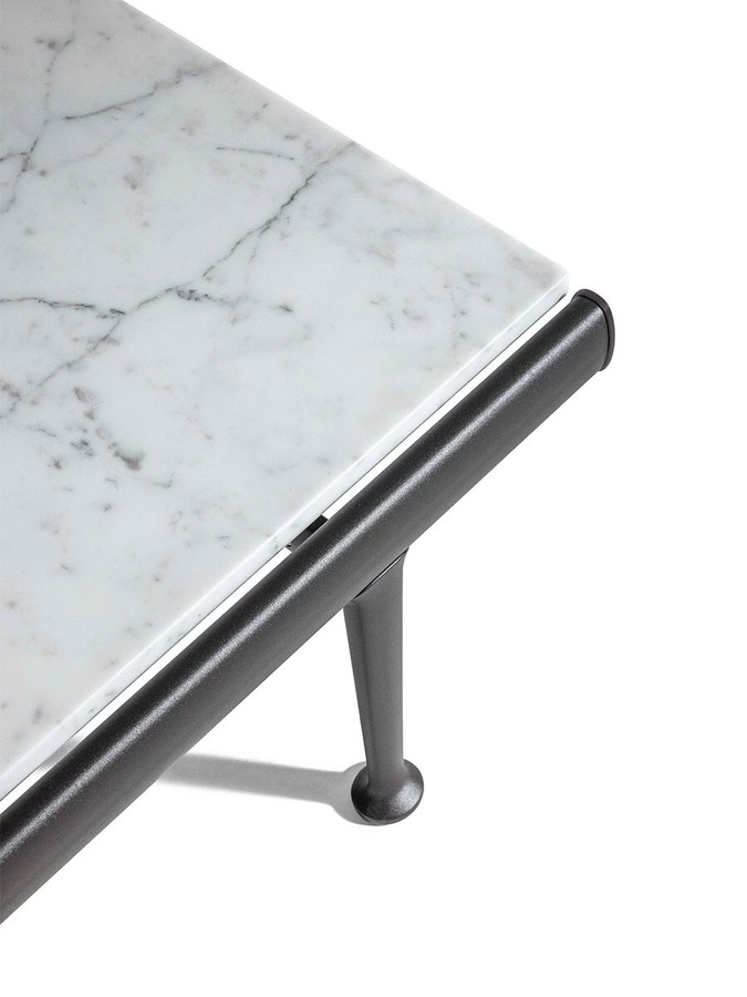 Souvenir d'Italie Outdoor Table, view 9