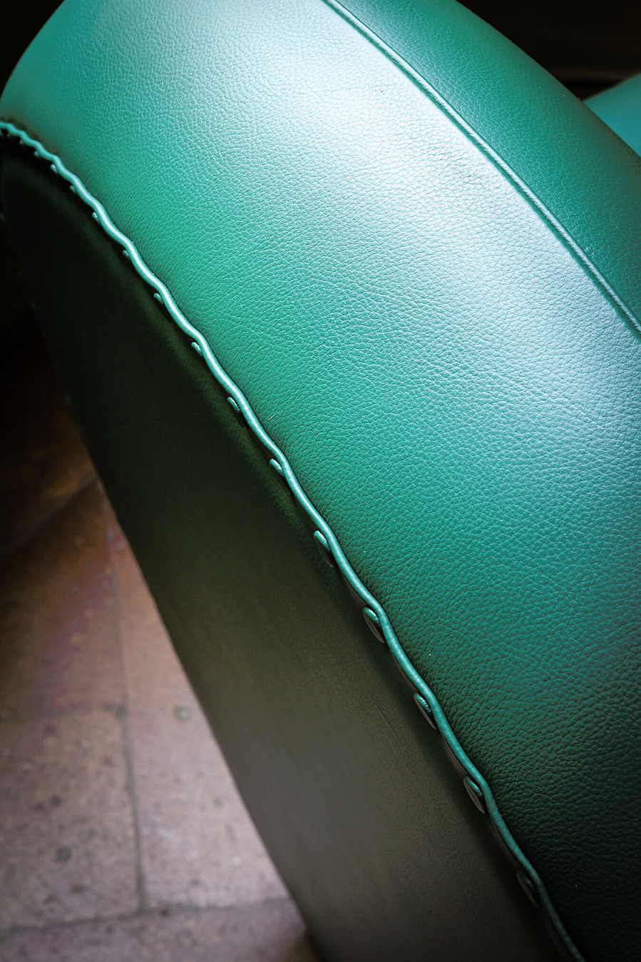 Vanity Fair XC Armchair, view 10