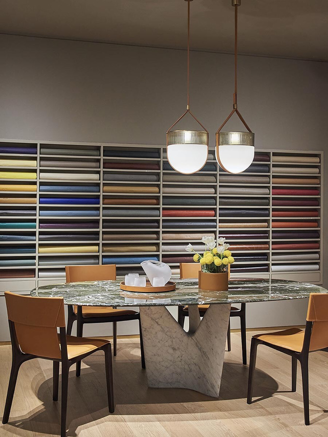 Infinito Table by Poltrona Frau, view 6