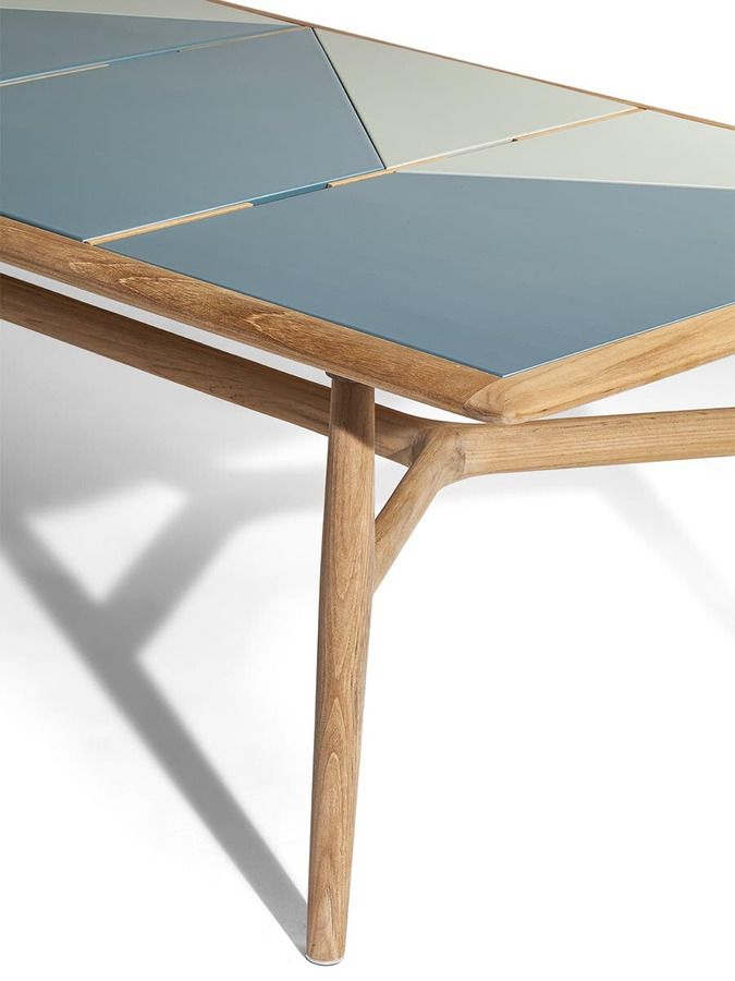 The Secret Garden Dining Table by Poltrona Frau, view 12