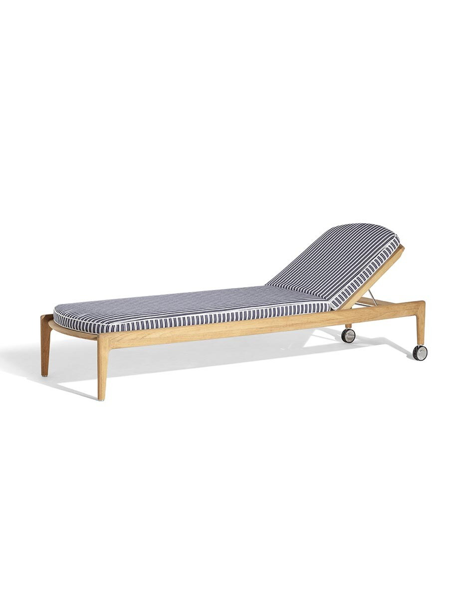 The Secret Garden Sun Lounger by Poltrona Frau, view 12