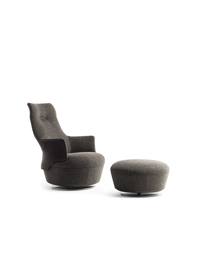 Assaya Armchair by Poltrona Frau, view 13