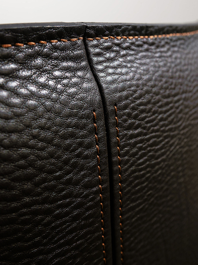 Archibald Gran Comfort Armchair, view 17