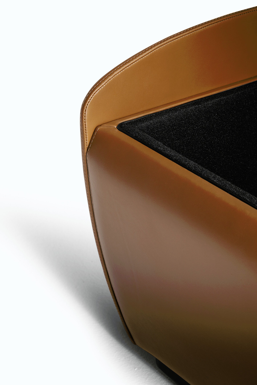 Vanity Fair XC Armchair by Poltrona Frau, view 19