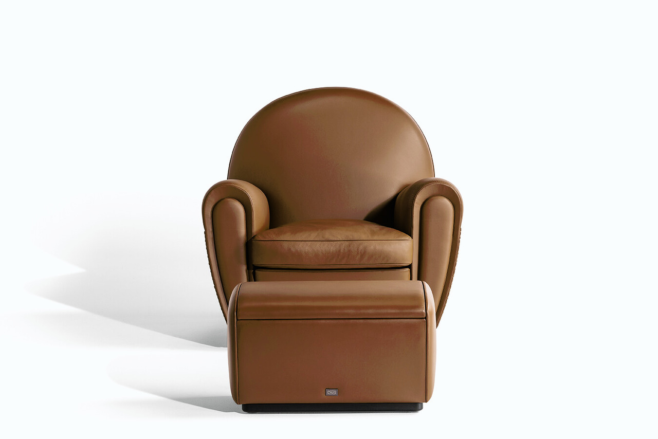 Vanity Fair XC Armchair by Poltrona Frau, view 21