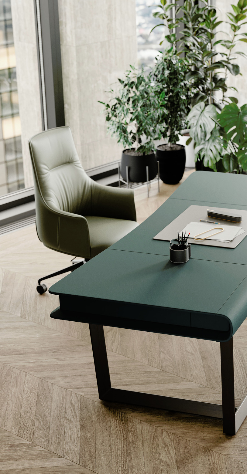Archibald Task Chair by Poltrona Frau, view 3