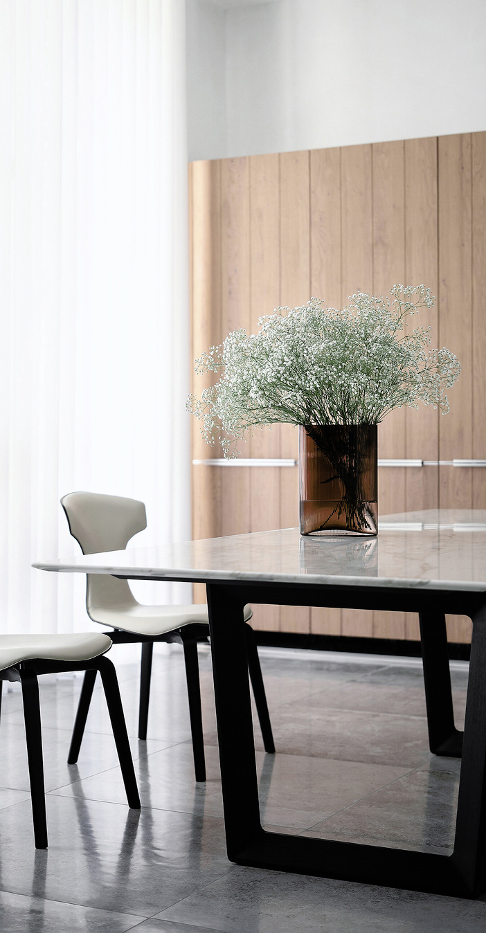 Bolero Table, view 3