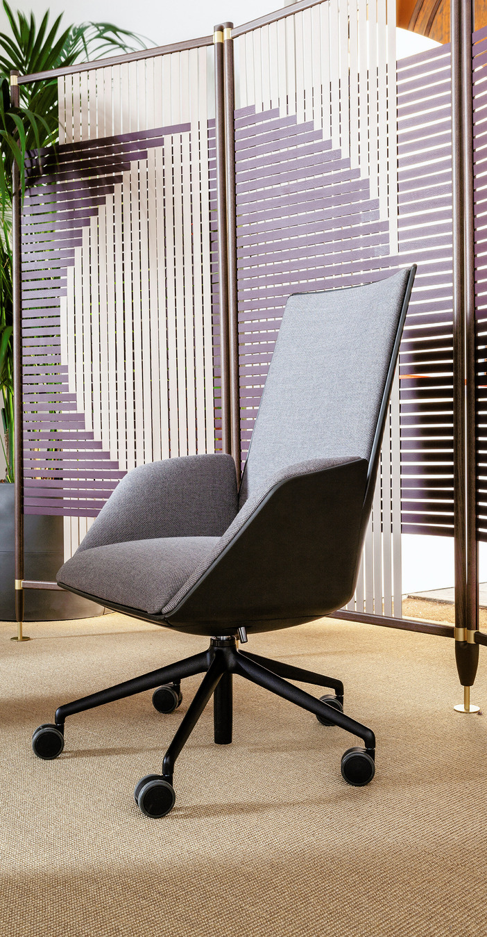 Cercle Office Chair, view 2