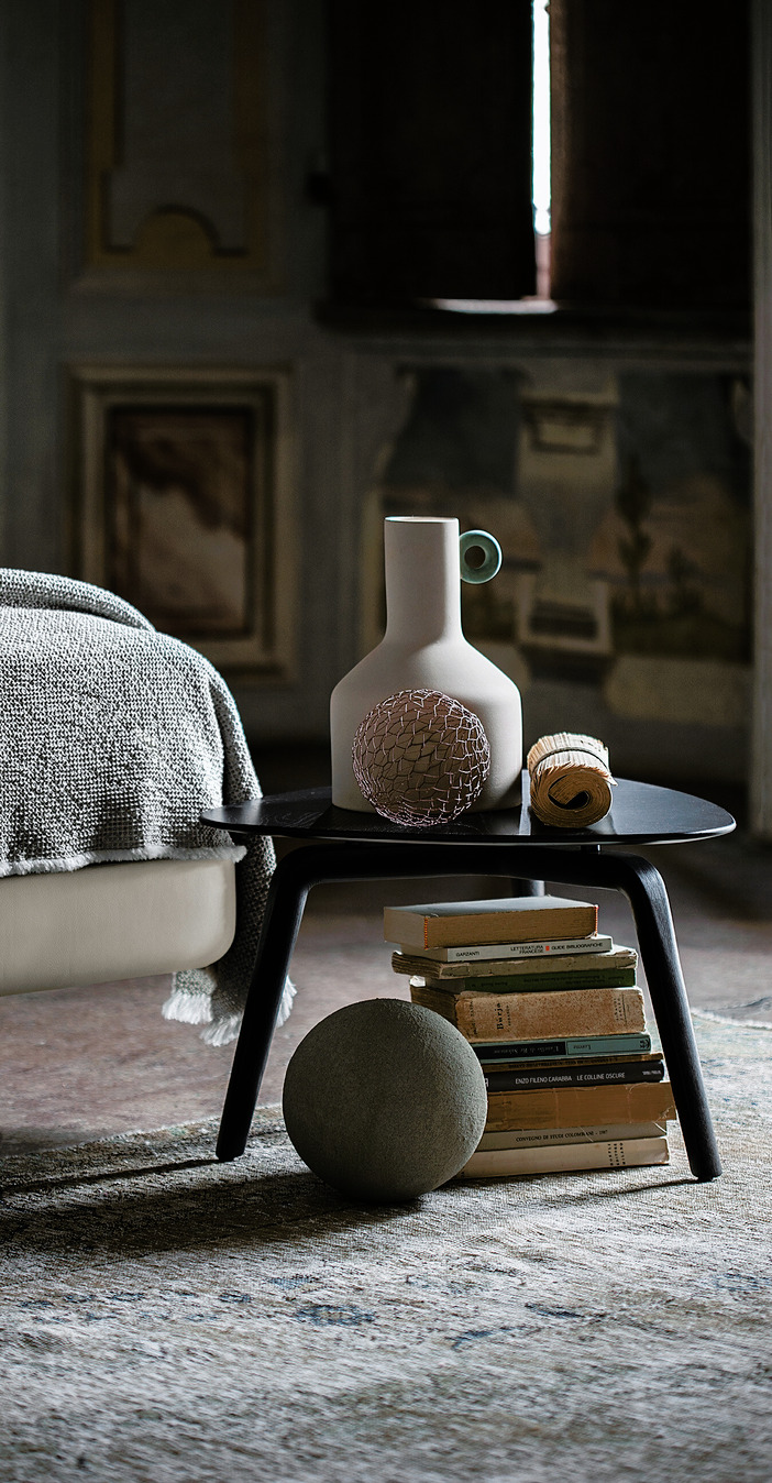 Fiorile Side Table, view 2