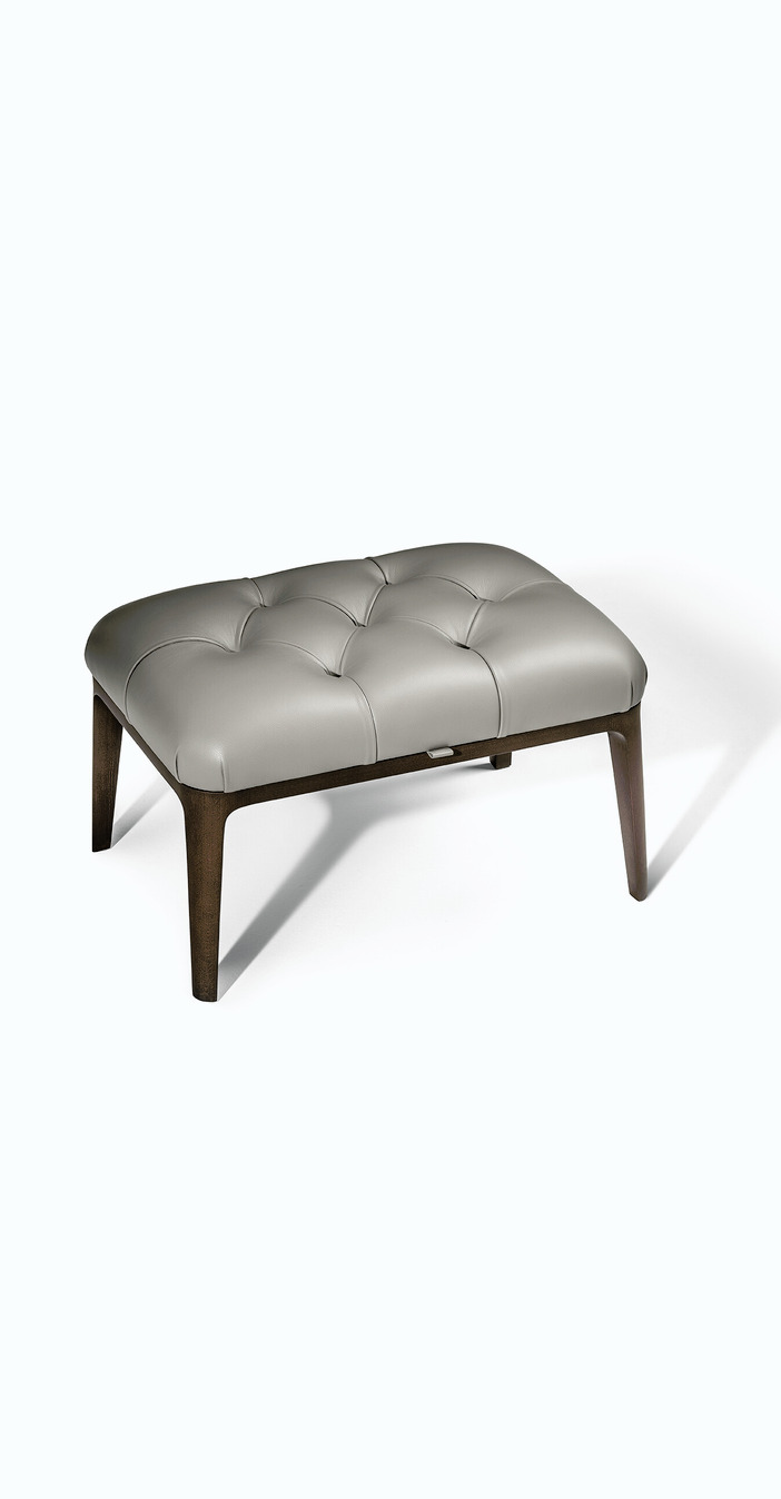 Glenn Sofa by Poltrona Frau, view 3