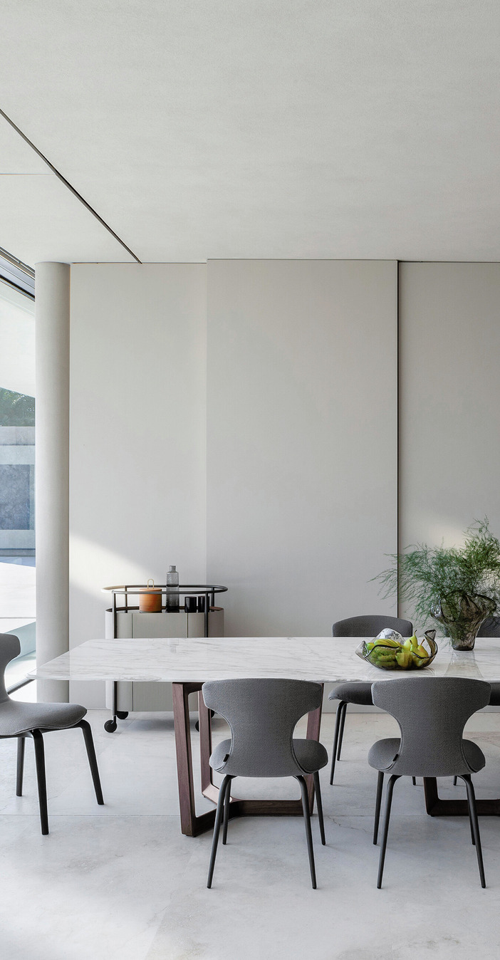 Montera Mas Armchair, view 2