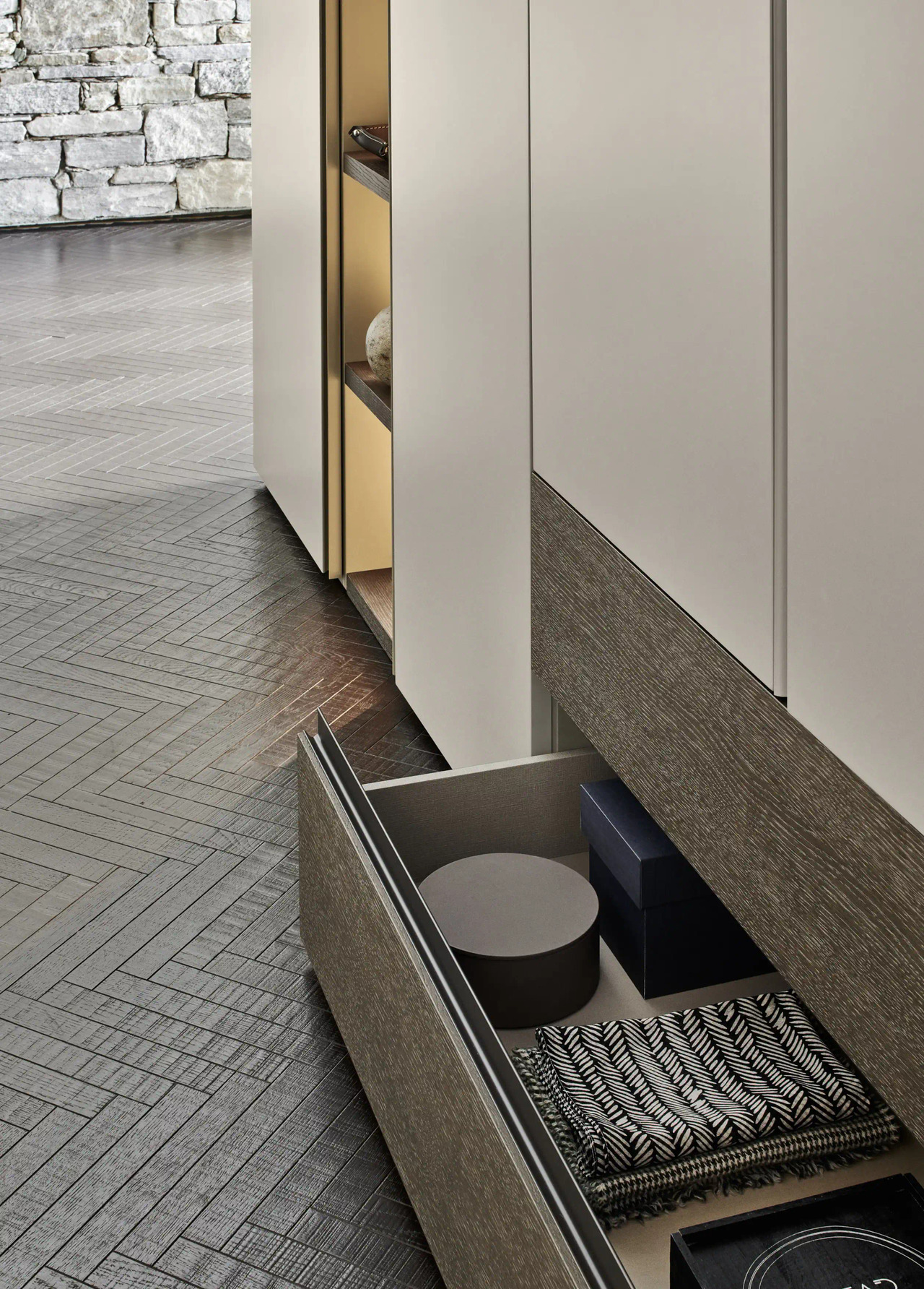 Sangiacomo Collage Architectural Wardrobe System