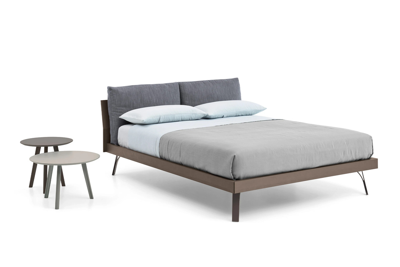 Sangiacomo Abbraccio Grafic Bed, view 3