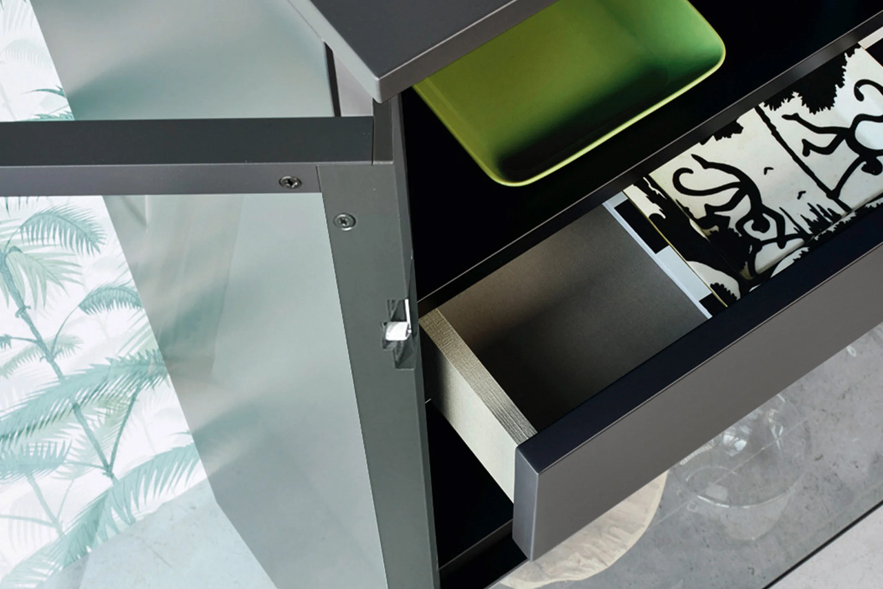 Sangiacomo Scrigno Chest of Drawers, view 6
