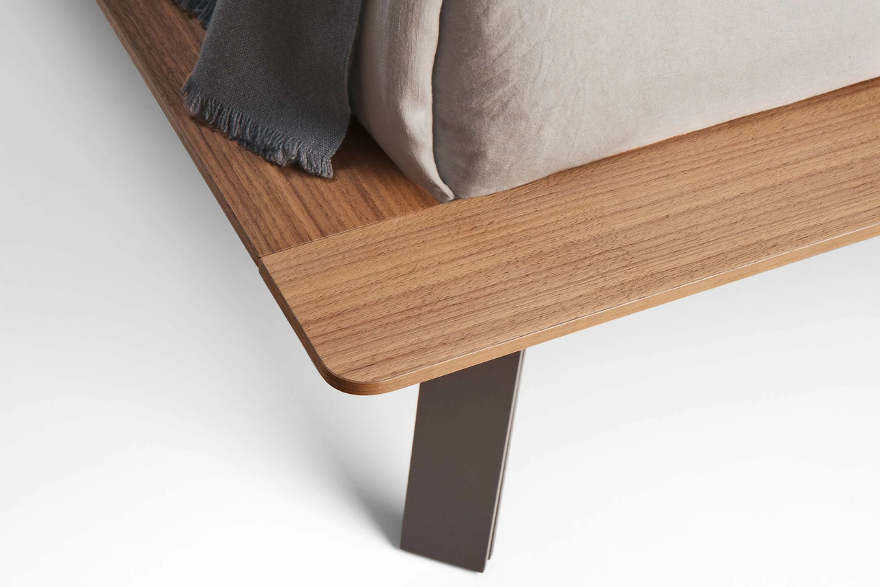 Sangiacomo Folio Bed, view 3