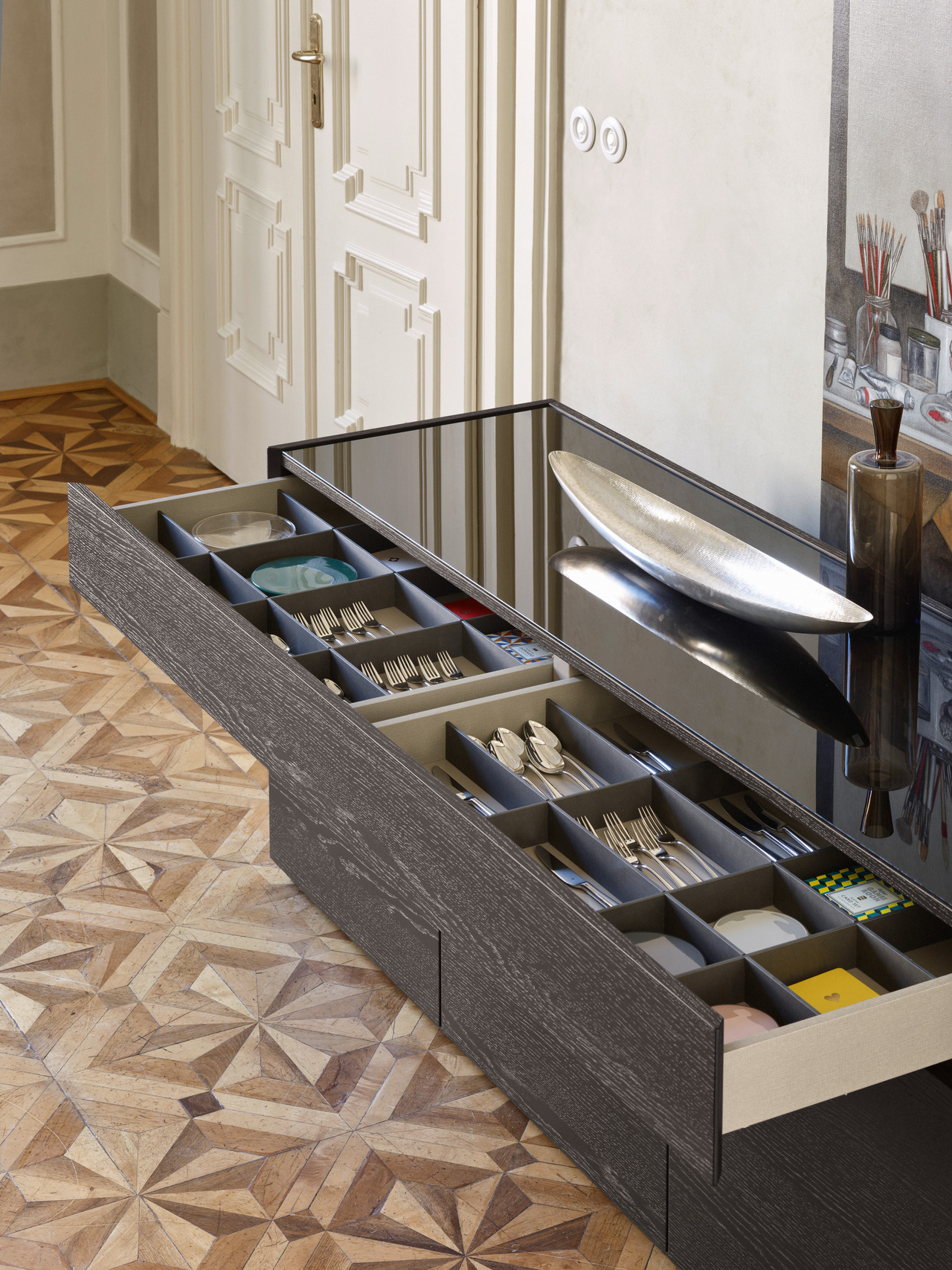 Sangiacomo Cidori Chest of Drawers, view 2