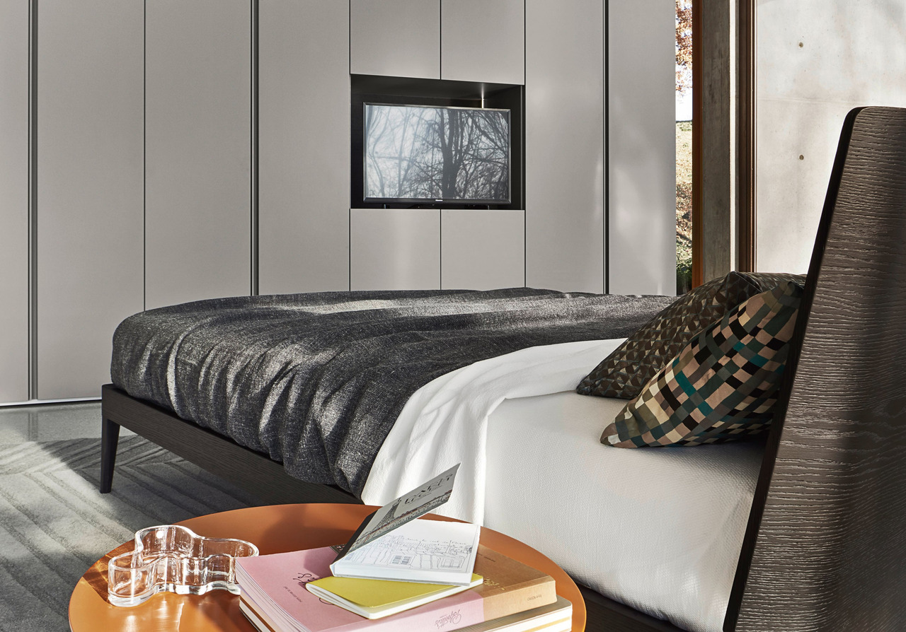 Sangiacomo Open Display Cases Architectural Wardrobe System, view 4
