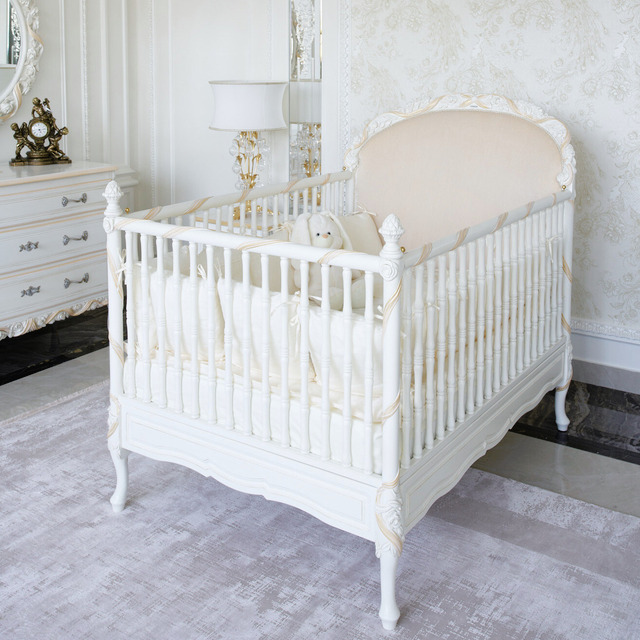 Notte Fatata Wooden Cot