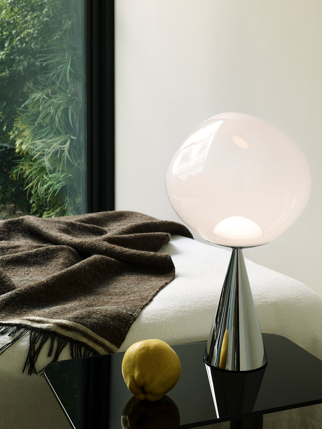 Melt Opal Fat Table Lamp