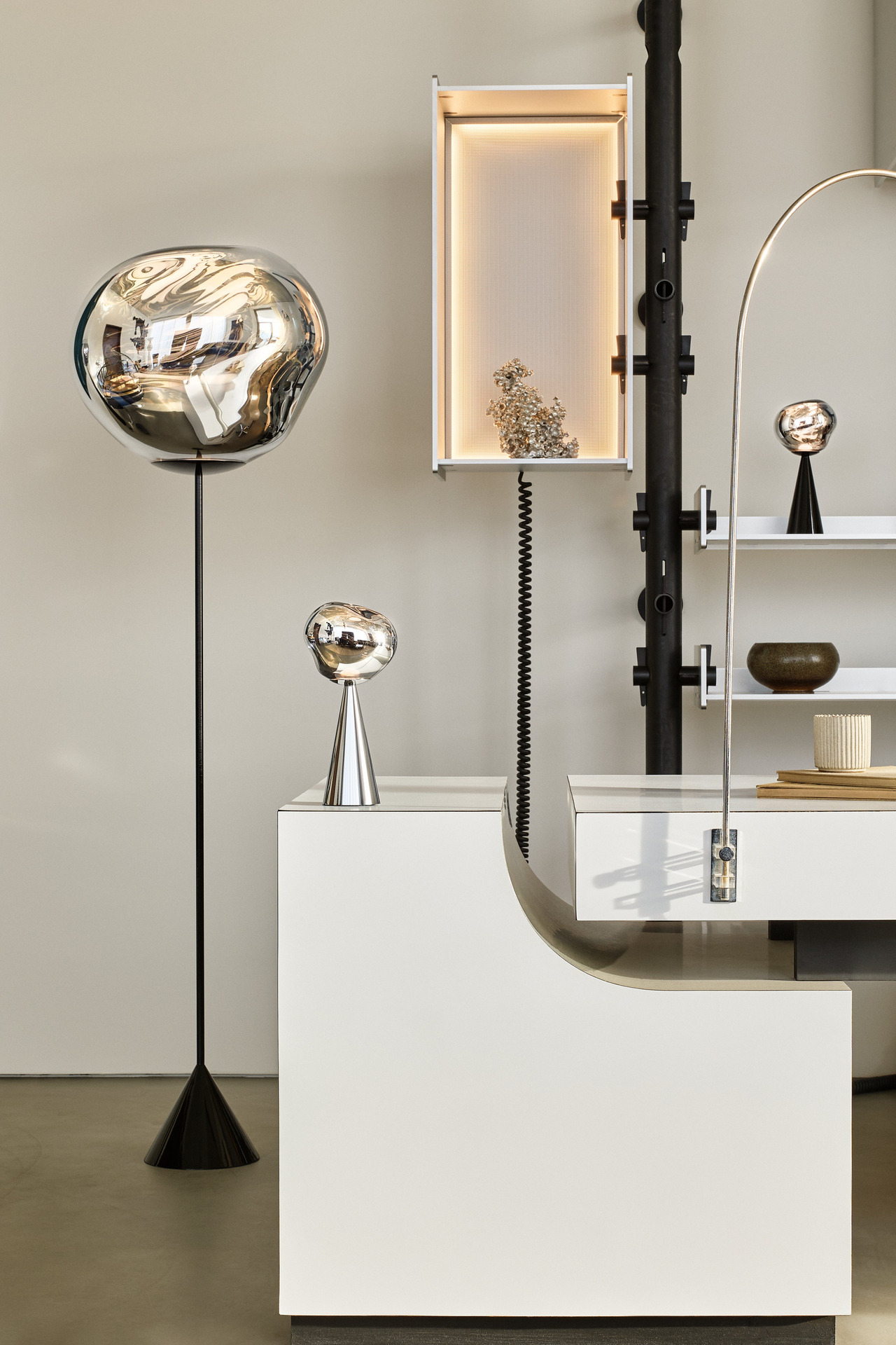 Melt Slim Cone Floor Light, view 6