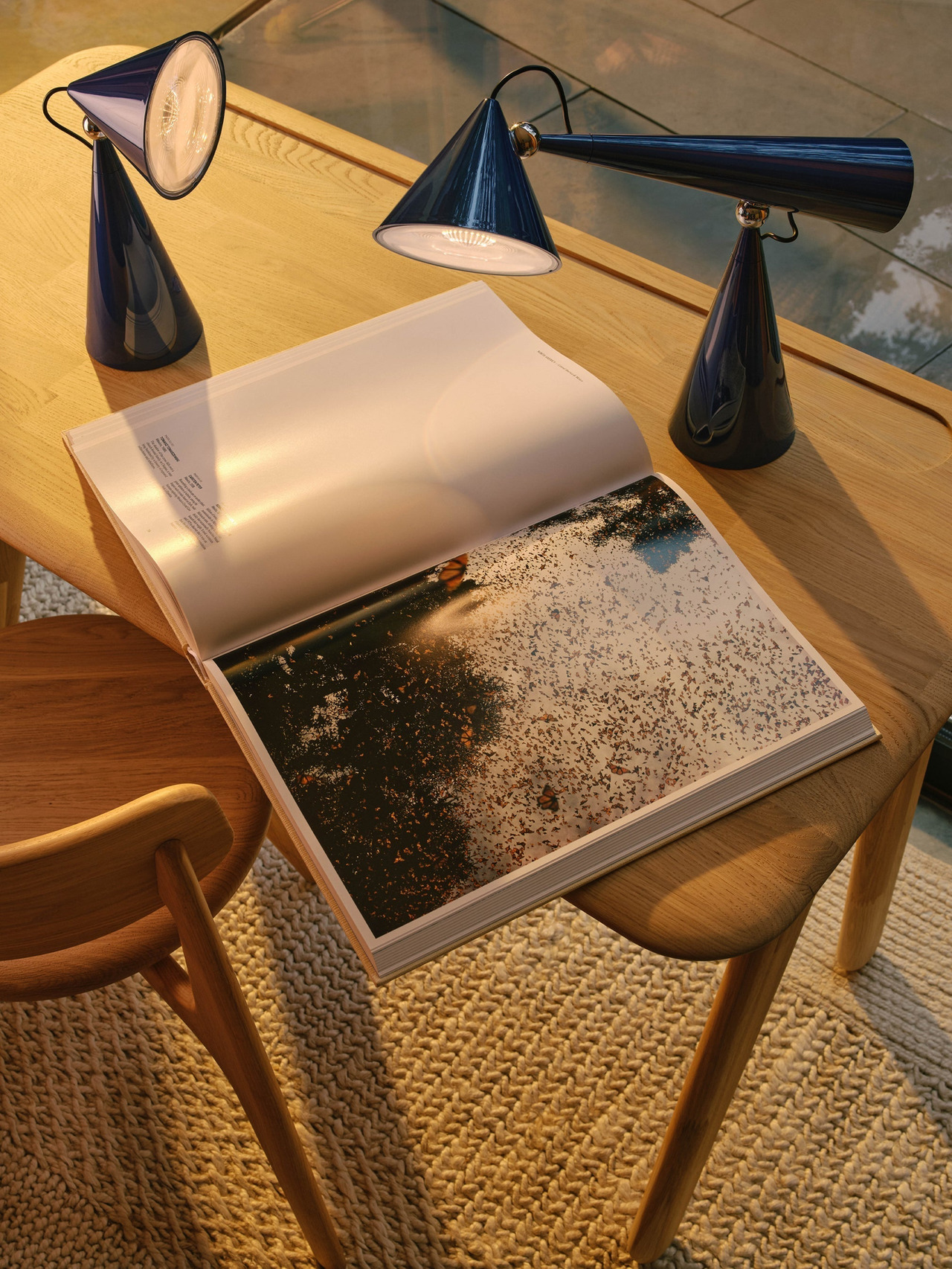 Pose Task Table Lamp, view 2
