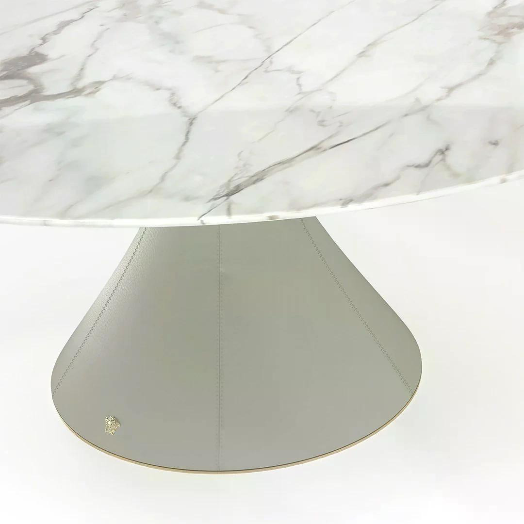 Discovery Versace Dining Table, view 5