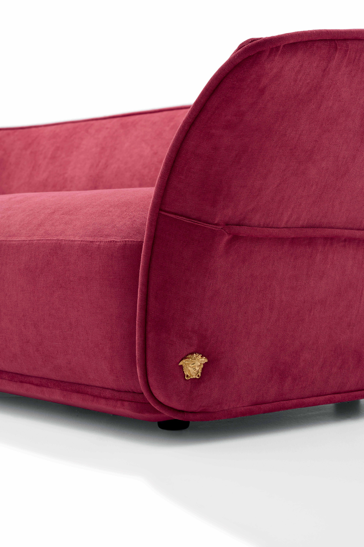 Goddess Sofa: Versace Luxury and Sensuality, view 8