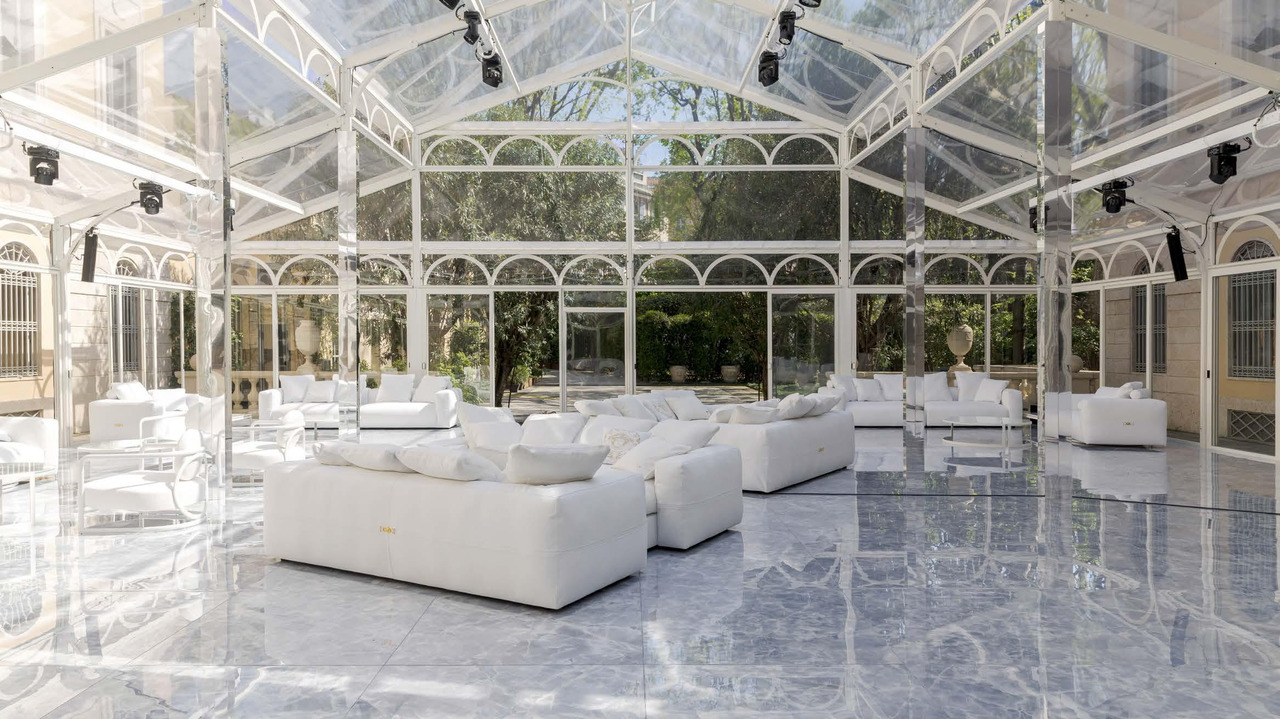 Medusa '95 Outdoor Modular Sofa for Conversation by Versace, view 4