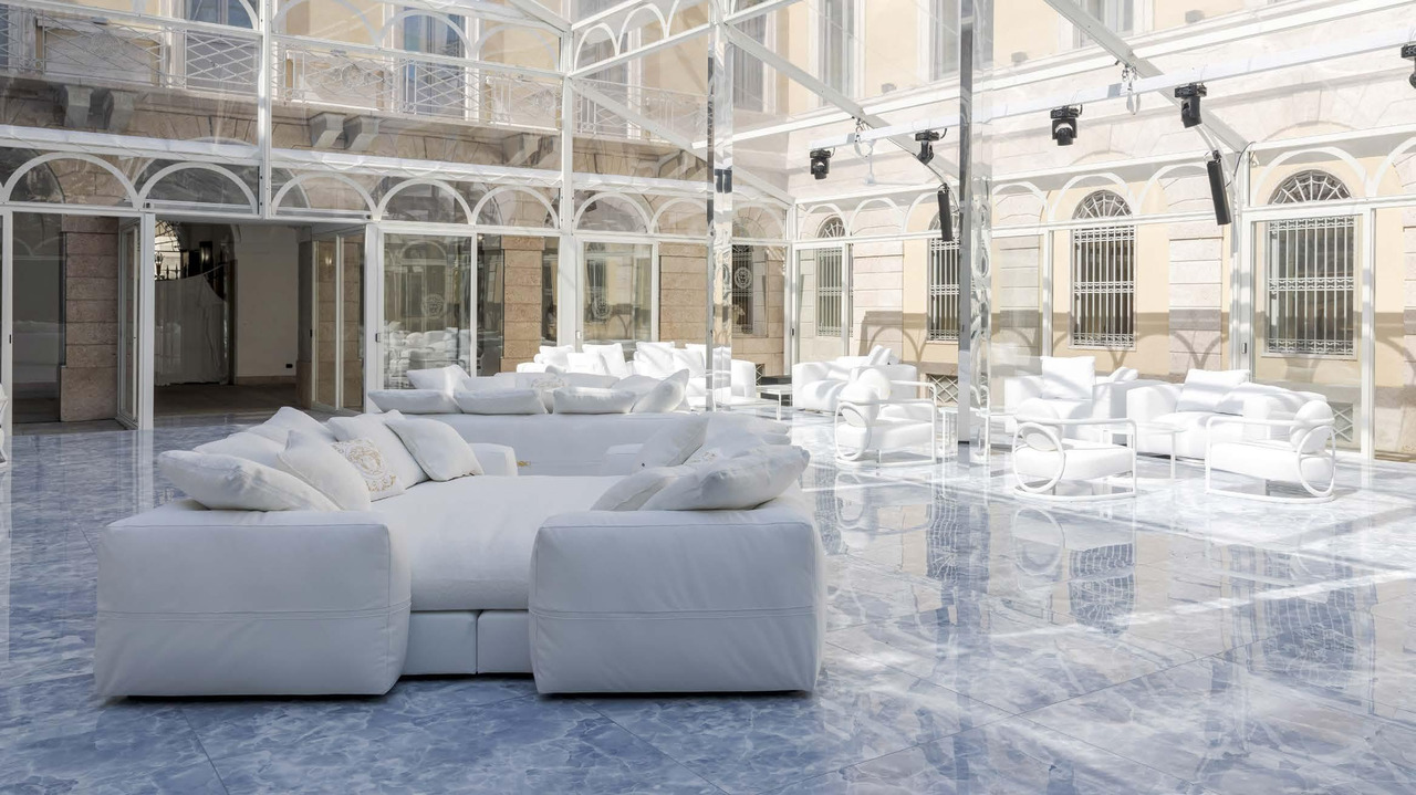 Medusa '95 Outdoor Modular Sofa for Conversation by Versace, view 6