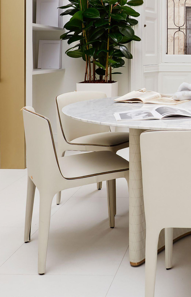 Medusa Trono Armchair, view 12