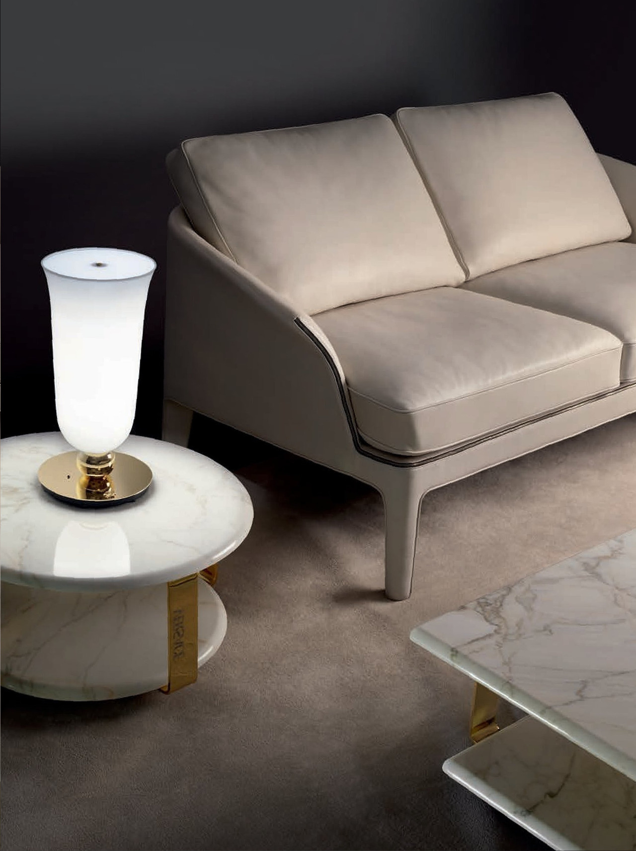 Medusa Trono Sofa, view 2