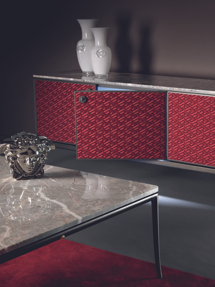 Stiletto Outdoor Coffee Tables by Versace, view 6