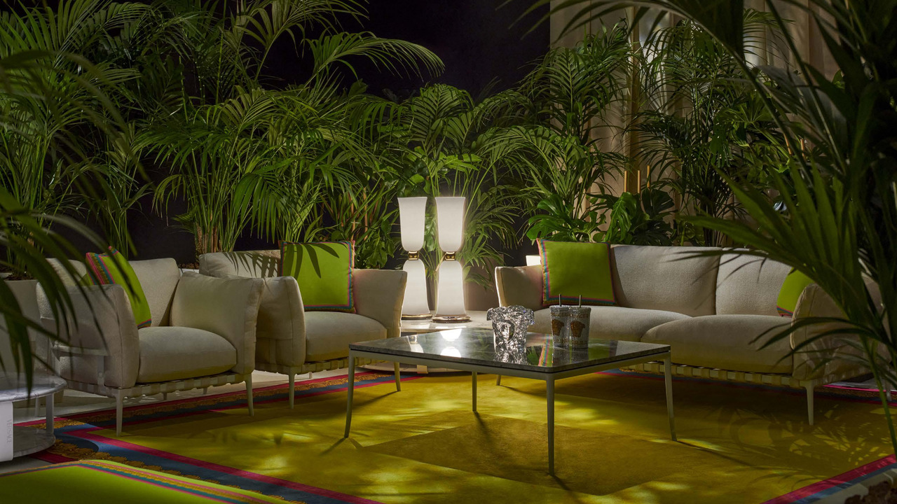Stiletto Outdoor Sofa, view 5