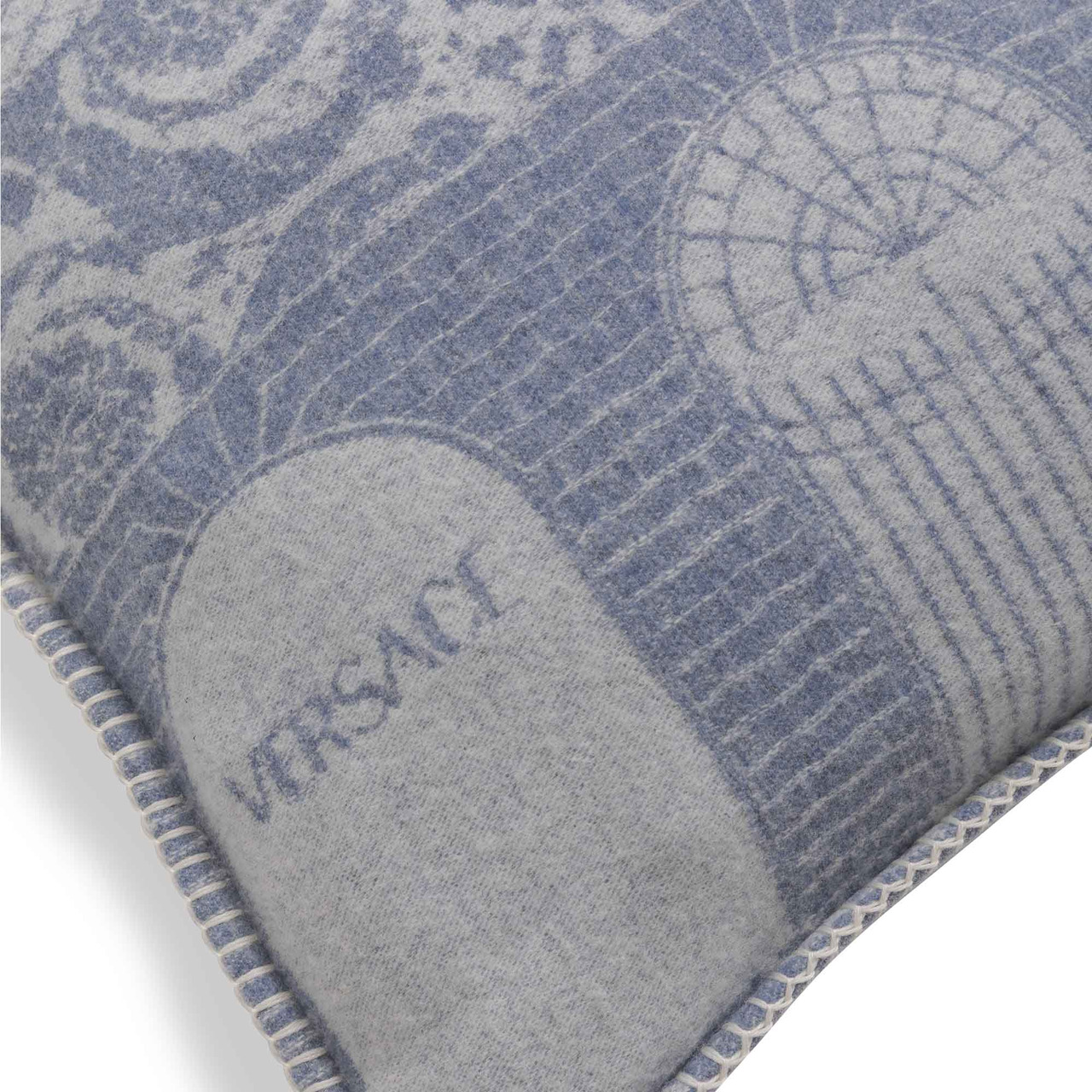 N°12 Jacquard Versace Cushion, view 2