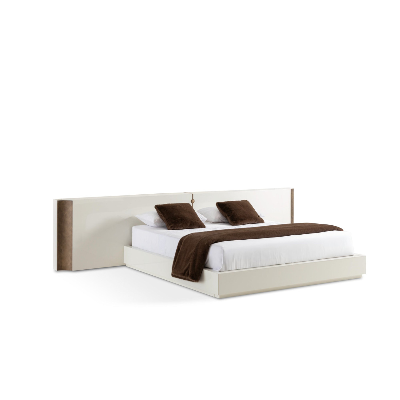 Royal Lacquer Versace Bed, view 4