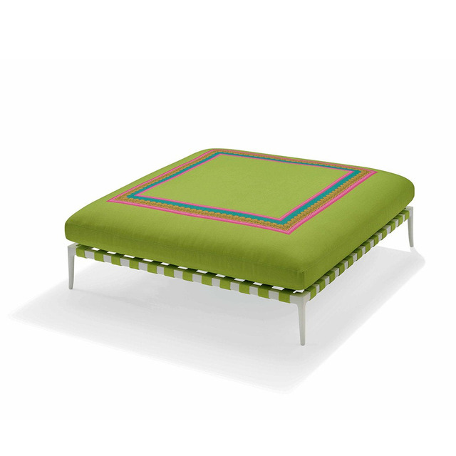 Stiletto Outdoor Versace Outdoor Pouf