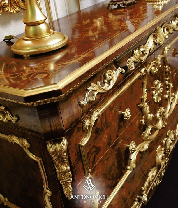 Grilli Hermitage Dining Room Furniture, view 3