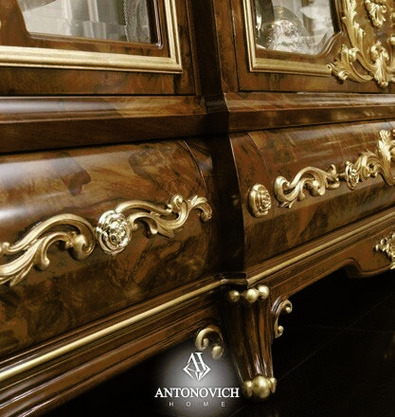 Grilli Versailles Dining Collection, view 7